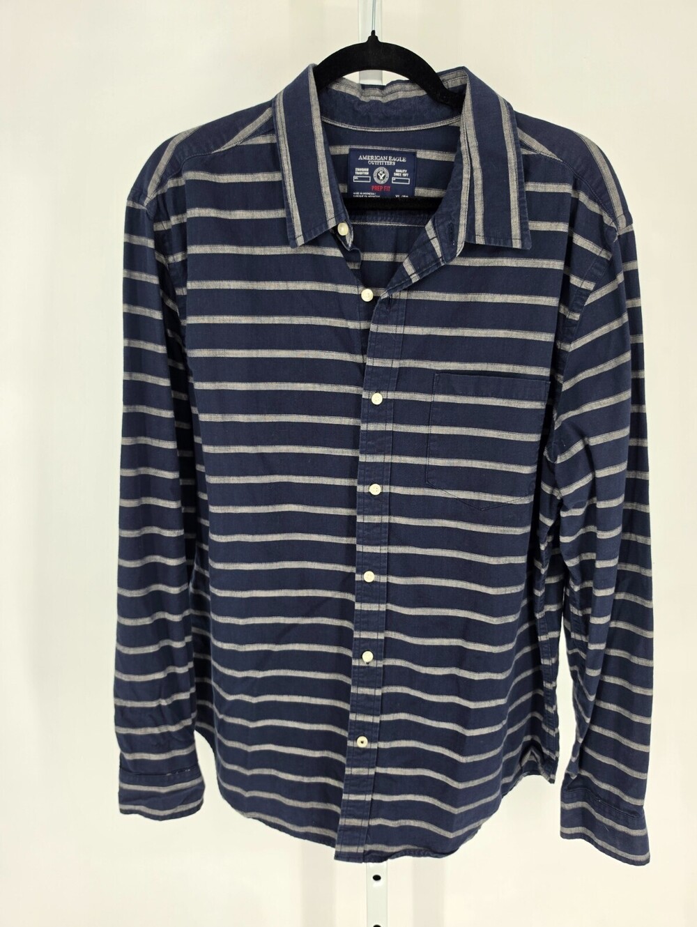 American Eagle Mens Sz XL Prep Fit Long Sleeve Button Up Shirt Blue Gray Striped